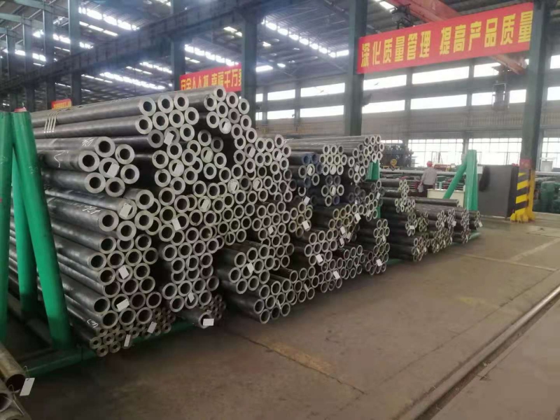 42crmo無縫管 5aade90edd378fa5092a00a2b33b510a.jpg